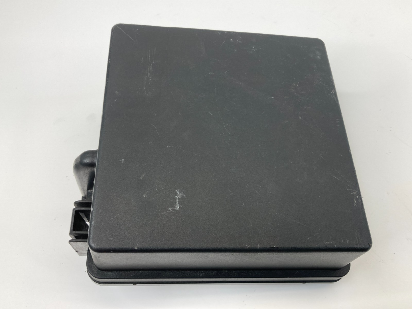 2007-2010 Hyundai Elantra 2.0L L4 Sedan Under Hood Fuse Box Cover Lid OEM