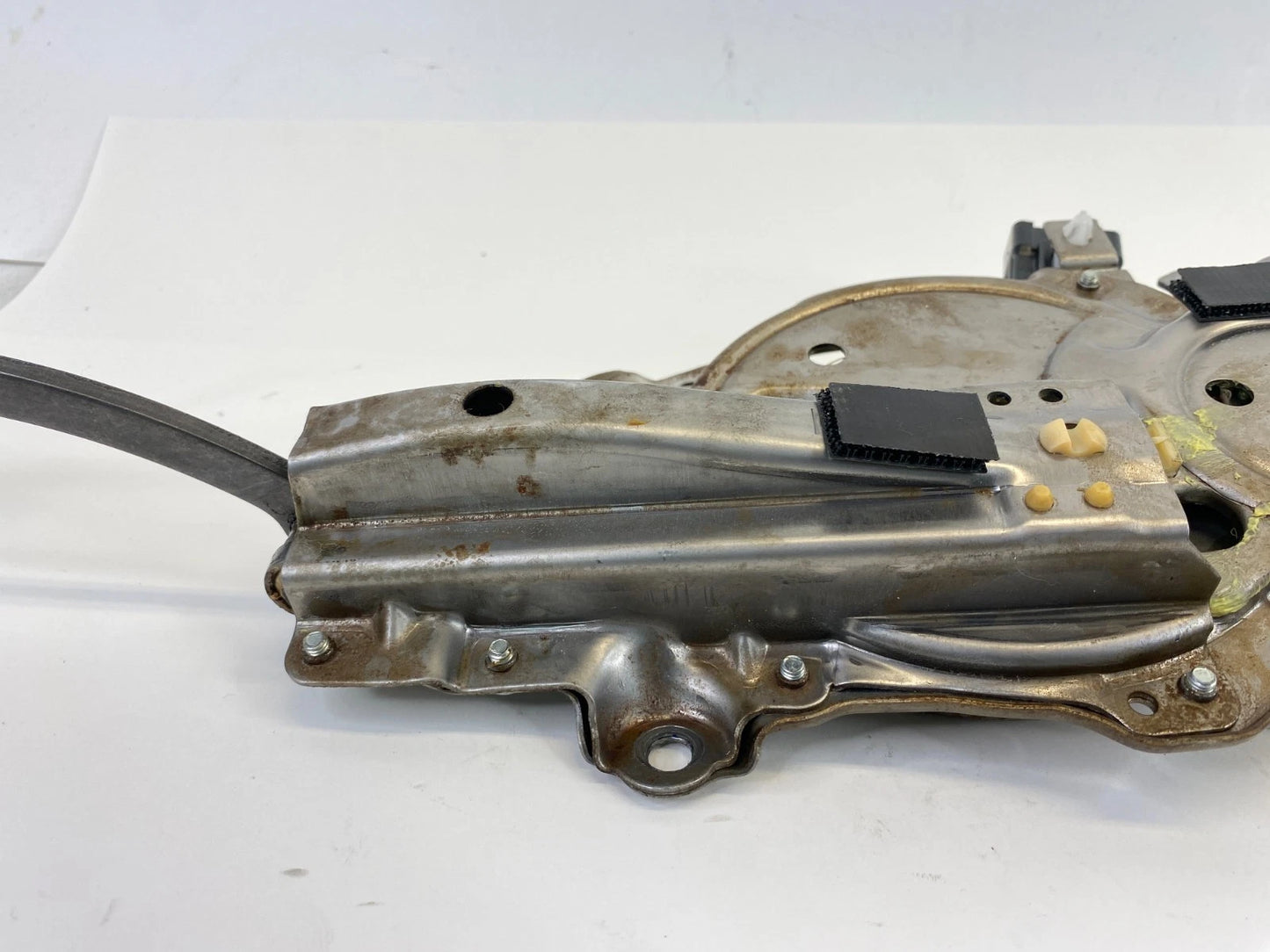 2004-2009 LEXUS RX350 RX400H RX330 RR TRUNK LID HATCH LIFT MOTOR LATCH ACTUATOR