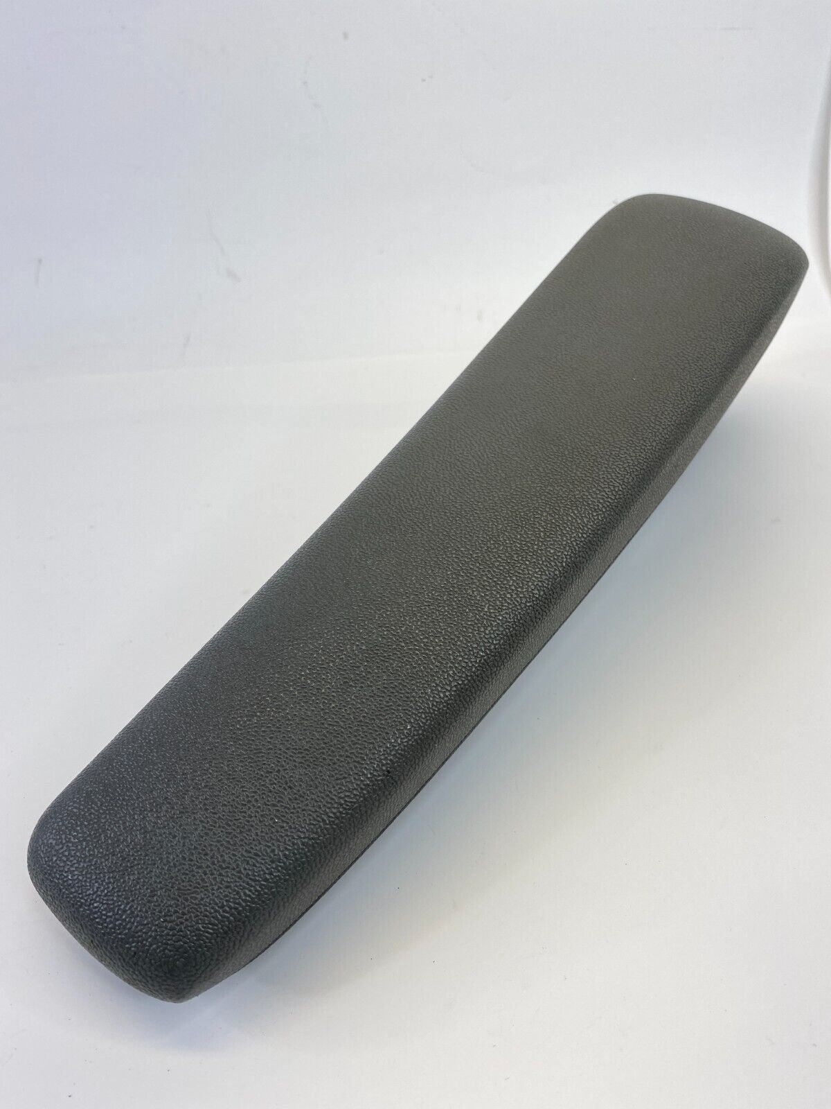 2009 2010 Volkswagen Routan Front Right Passenger Side Seat Armrest Arm Rest