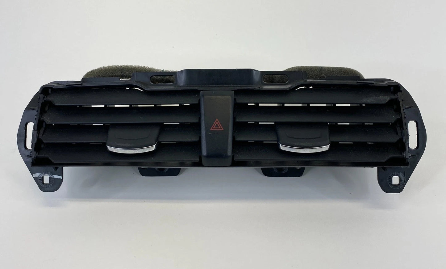 13-20 FORD FUSION CENTER DASH AIR VENT GRILLE W/ HAZARD SWITCH DS73-19K617-A OEM