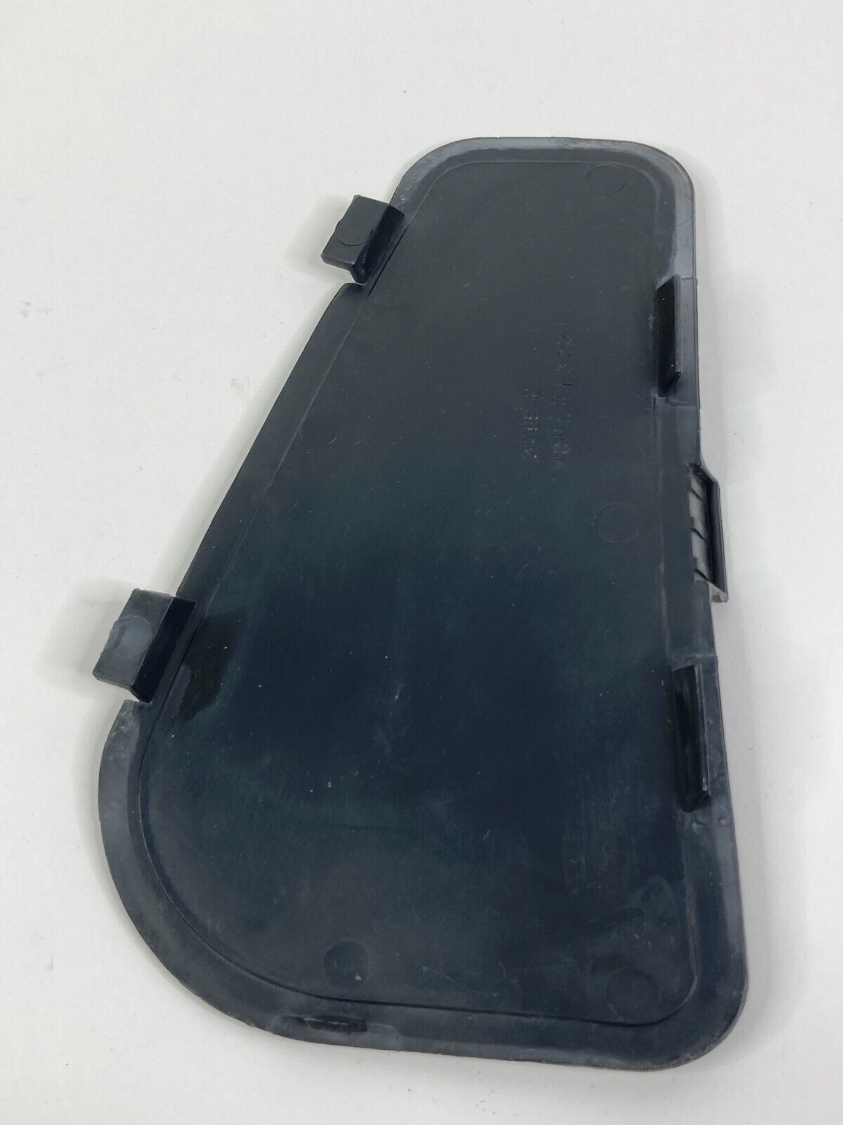 2008-2010 Chrysler 300 Cabin Filter Access Door Trim Bezel MCP001370A OEM
