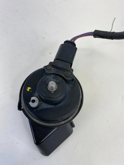 09 10 11 12 13 14 15 16 AUDI A4 A4 QUATTRO LOW NOTE HORN SIREN ALARM ASSEMBLY