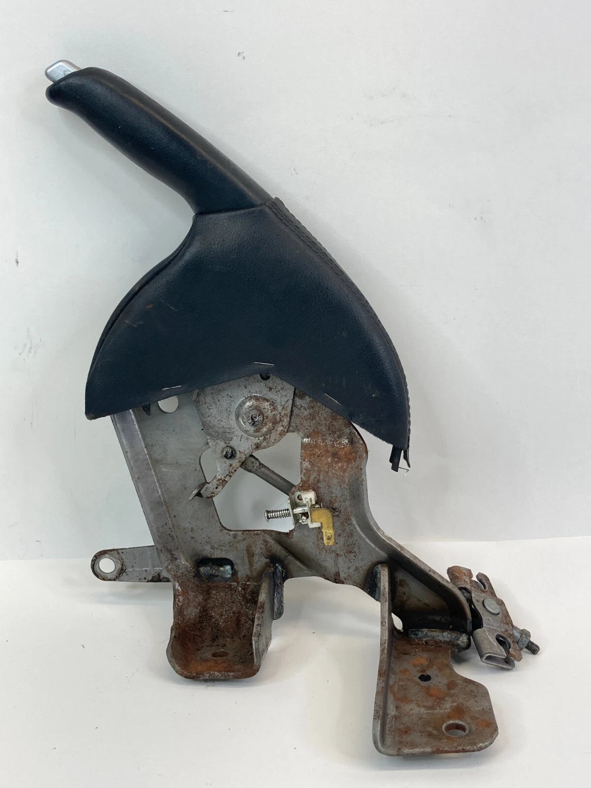 2004-2006 ACURA TL EMERGENCY PARKING BRAKE HANDLE CONTROL LEVER ASSEMBLY OEM