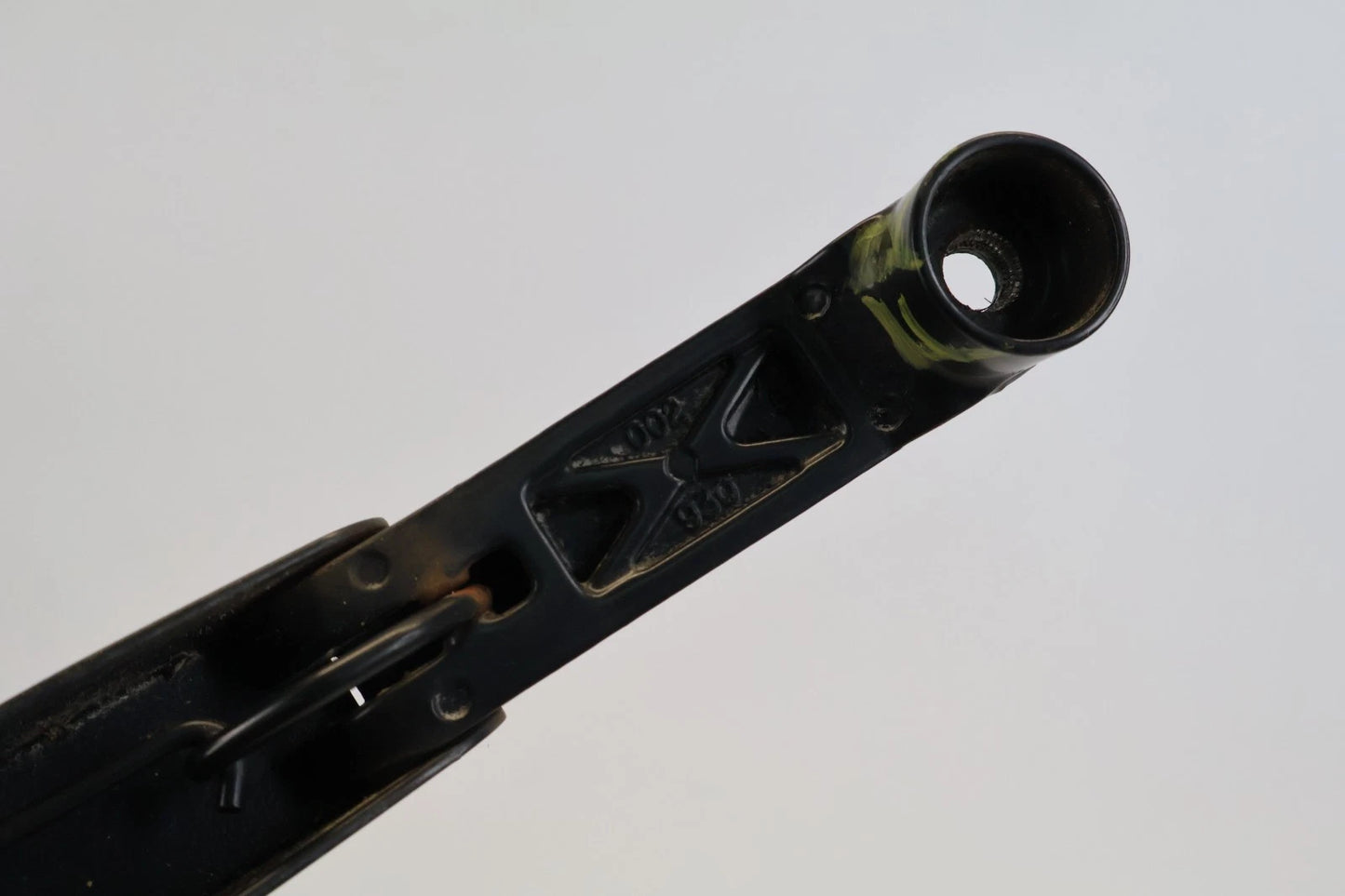 2000-2006 TOYOTA TUNDRA 01-07 SEQUOIA FRONT WINDSHIELD WIPER ARM PAIR SET