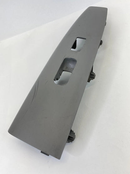 2007-2009 HYUNDAI SANTA FE FRONT RIGHT PASSENGER WINDOW SWITCH BEZEL TRIM OEM