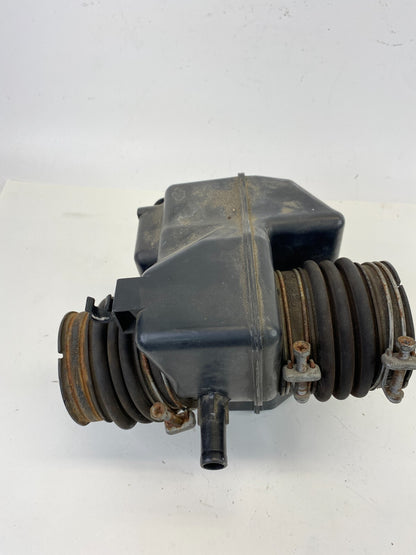 02 03 Lexus ES300 04-06 ES330 Air Intake Resonator Box Duct Tube 17893-20070 OEM