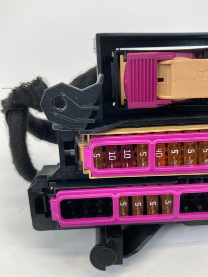 09-12 Audi A4 Quattro 2.0L MT Interior Front Right Fuse Box Relay 4E0941817A OEM