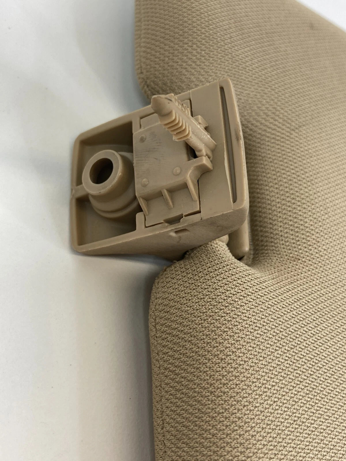 2011-2014 HYUNDAI SONATA RIGHT PASSENGER SIDE SUNVISOR SUN VISOR CLOTH BEIGE