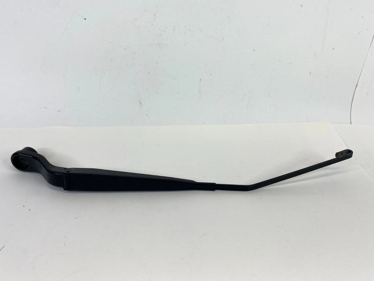 2007-2017 JEEP COMPASS FRONT LEFT DRIVER SIDE WINDSHIELD WIPER ARM OEM