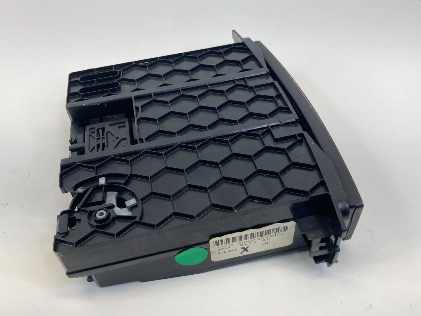 2007-2012 MERCEDES-BENZ GL450 GL550 CENTER CONSOLE TRAY STORAGE A1646801152 OEM