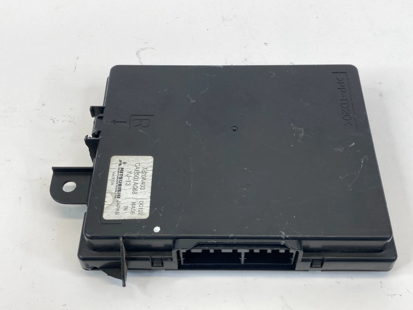 2011 Mitsubishi Outlander Sport A/C Climate Control Temp Computer Control Module