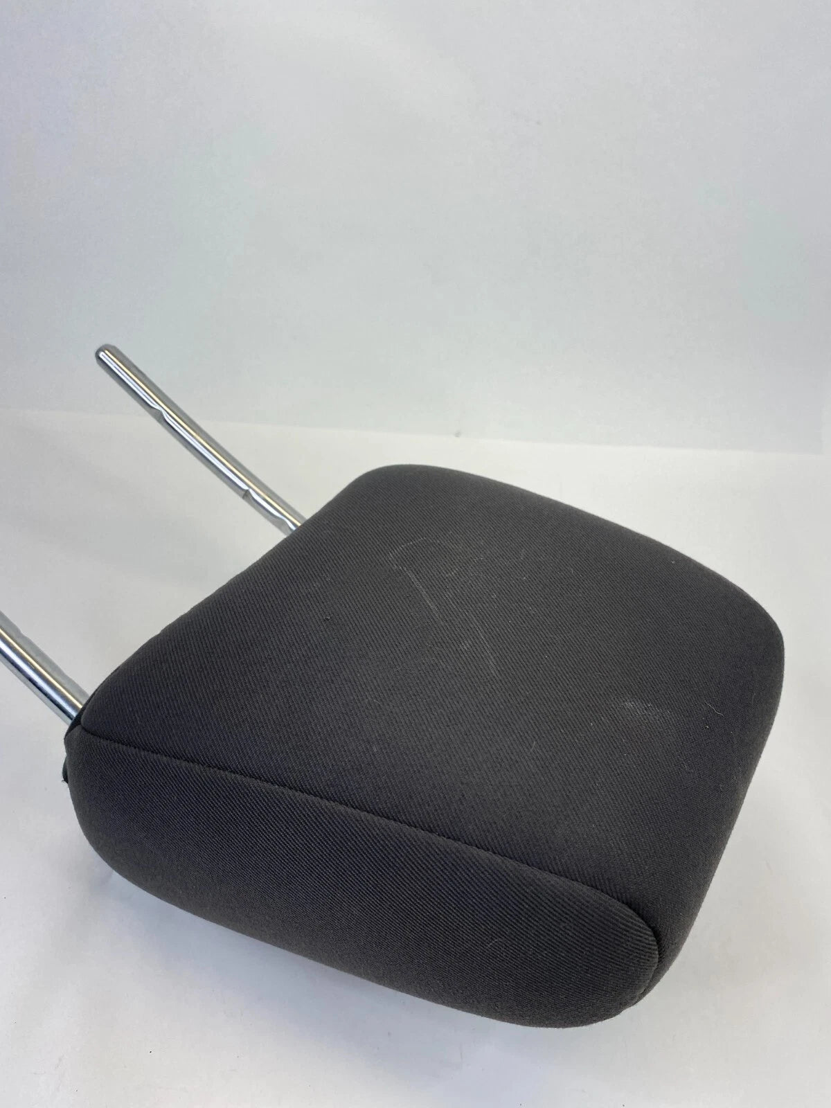 2014-2019 FORD FIESTA FRONT LEFT DRIVER SIDE SEAT HEADREST HEAD REST OEM