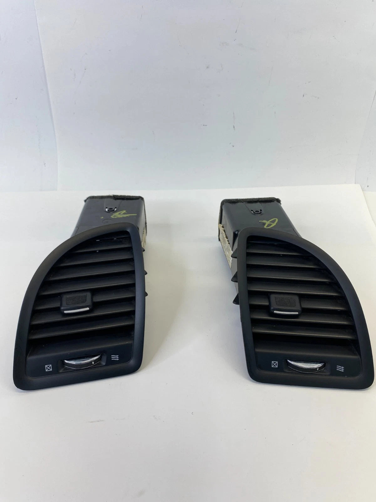 11-20 DODGE GRAND CARAVAN LEFT & RIGHT DASH AC HEATER AIR VENT OUTLET LOUVER OEM