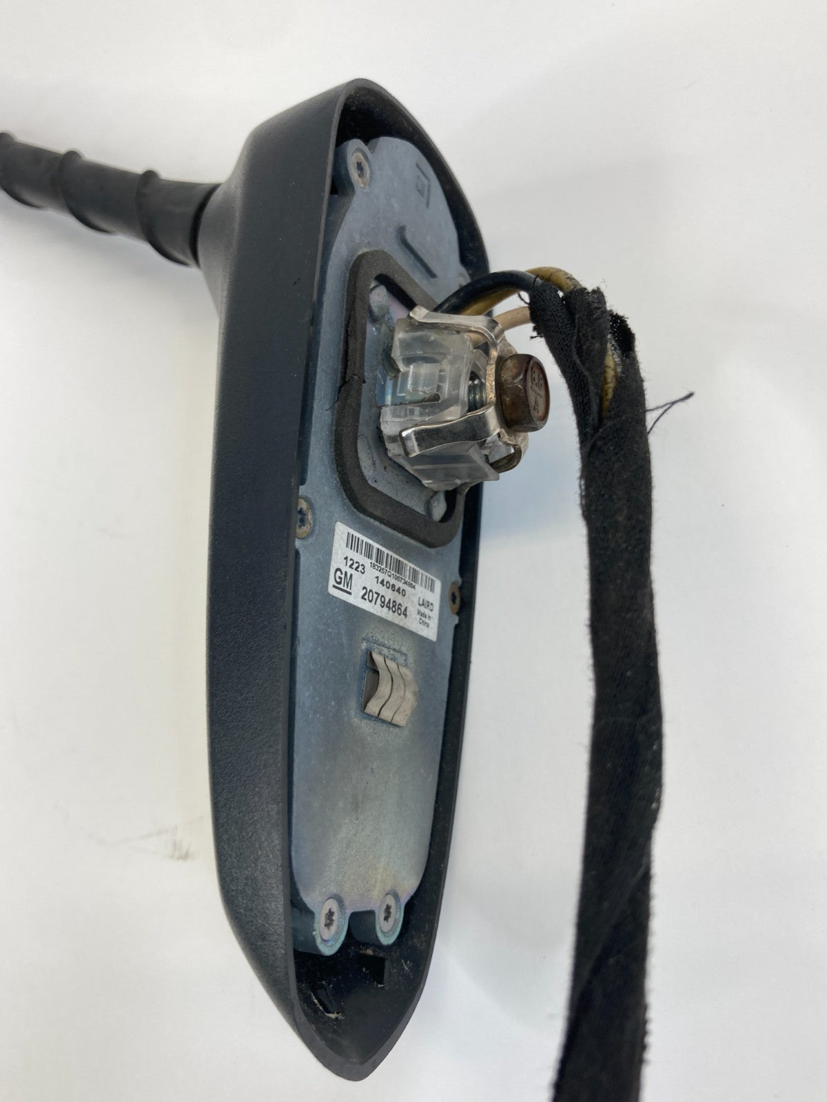 2011 2012 GMC Terrain Equinox Roof Mounted Radio Antenna Base Mast 20794864 OEM