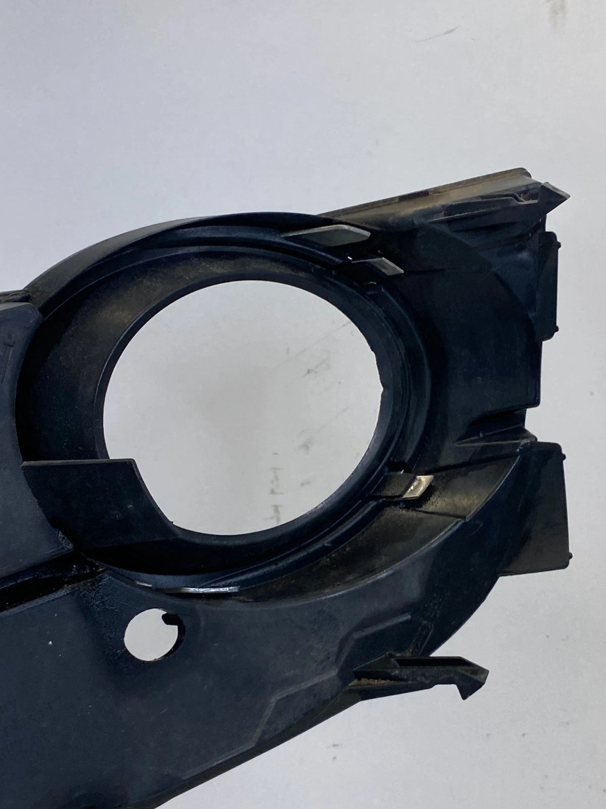 08-12 AUDI A5 QUATTRO FRONT RIGHT SIDE FOG LIGHT LAMP GRILLE COVER 8T0807682 OEM