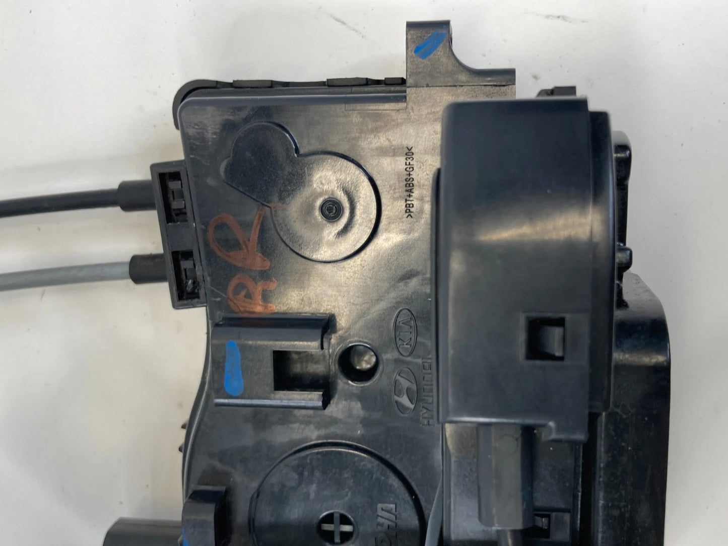 2011-2014 HYUNDAI SONATA REAR RIGHT DOOR LOCK LATCH ACTUATOR 814203S000 OEM