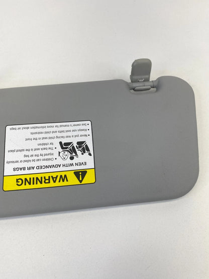 04-08 MAZDA 3 MAZDA3 SEDAN RIGHT PASSENGER SIDE SUNVISOR SUN VISOR SHADE GRAY