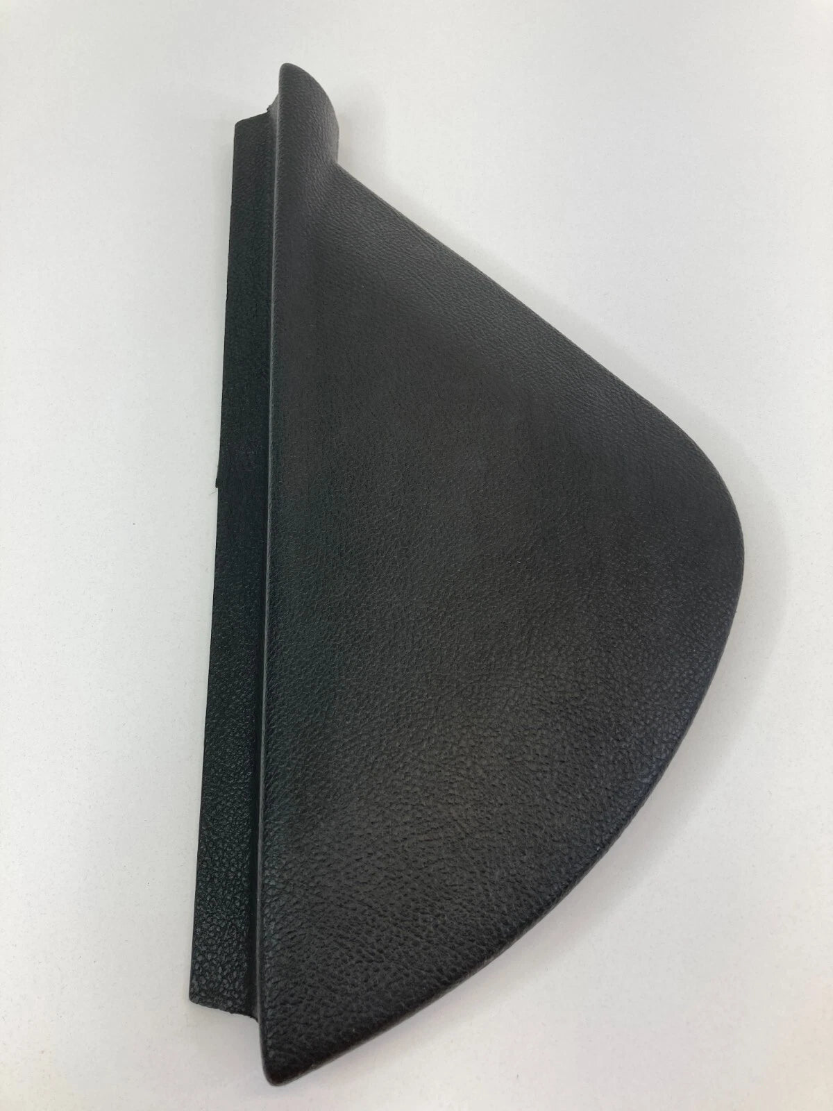 2005-2010 Pontiac G6 Front Right Side Dash End Cap Cover Trim Panel 16869272 OEM