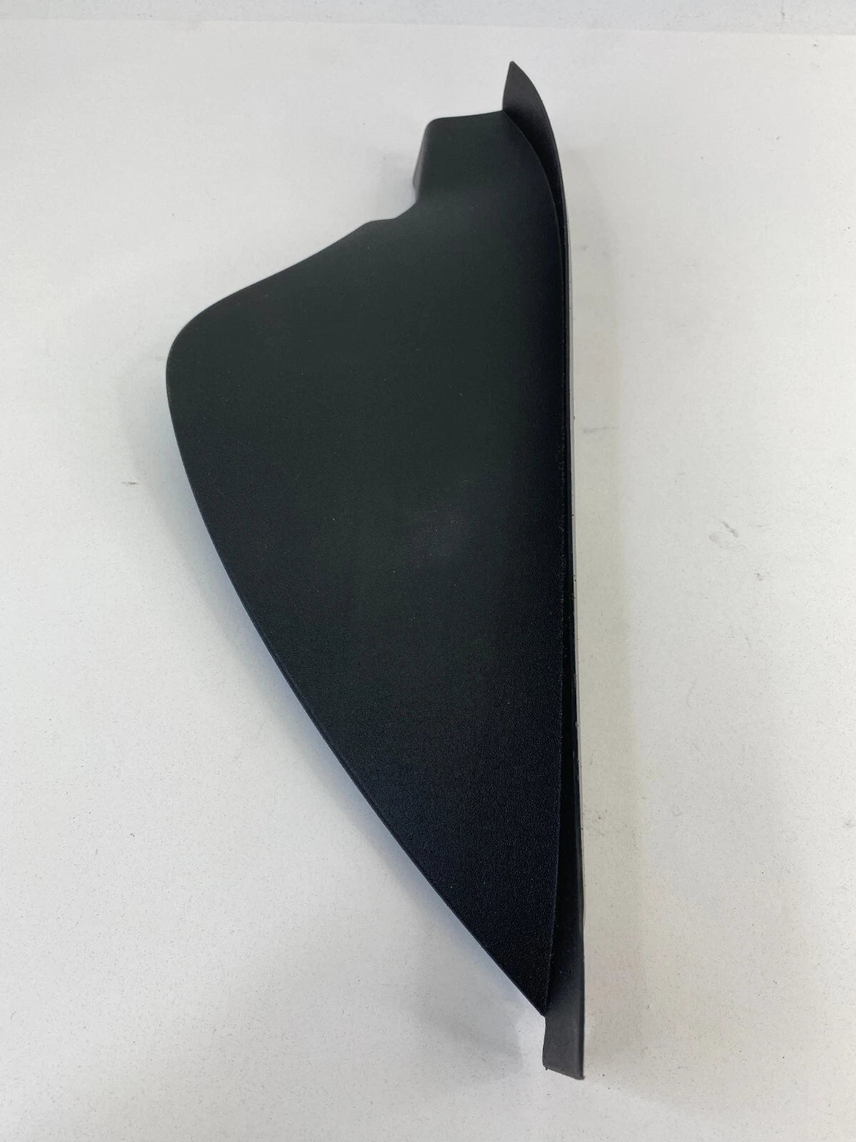 2015-2020 CHEVY IMPALA RIGHT PASSENGER DASH END CAP COVER TRIM BEZEL 23202761