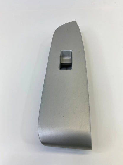 2004-2006 LEXUS RX330 07-09 RX350 REAR RIGHT DOOR WINDOW SWITCH BEZEL 742700E010