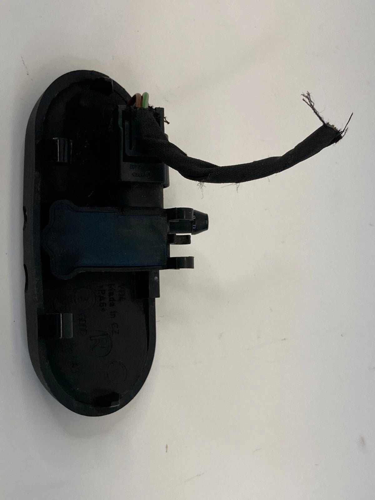 00-08 AUDI A6 QUATTRO FRONT RIGHT WINDSHIELD WASHER SPRAYER JET NOZZLE 4F0955988