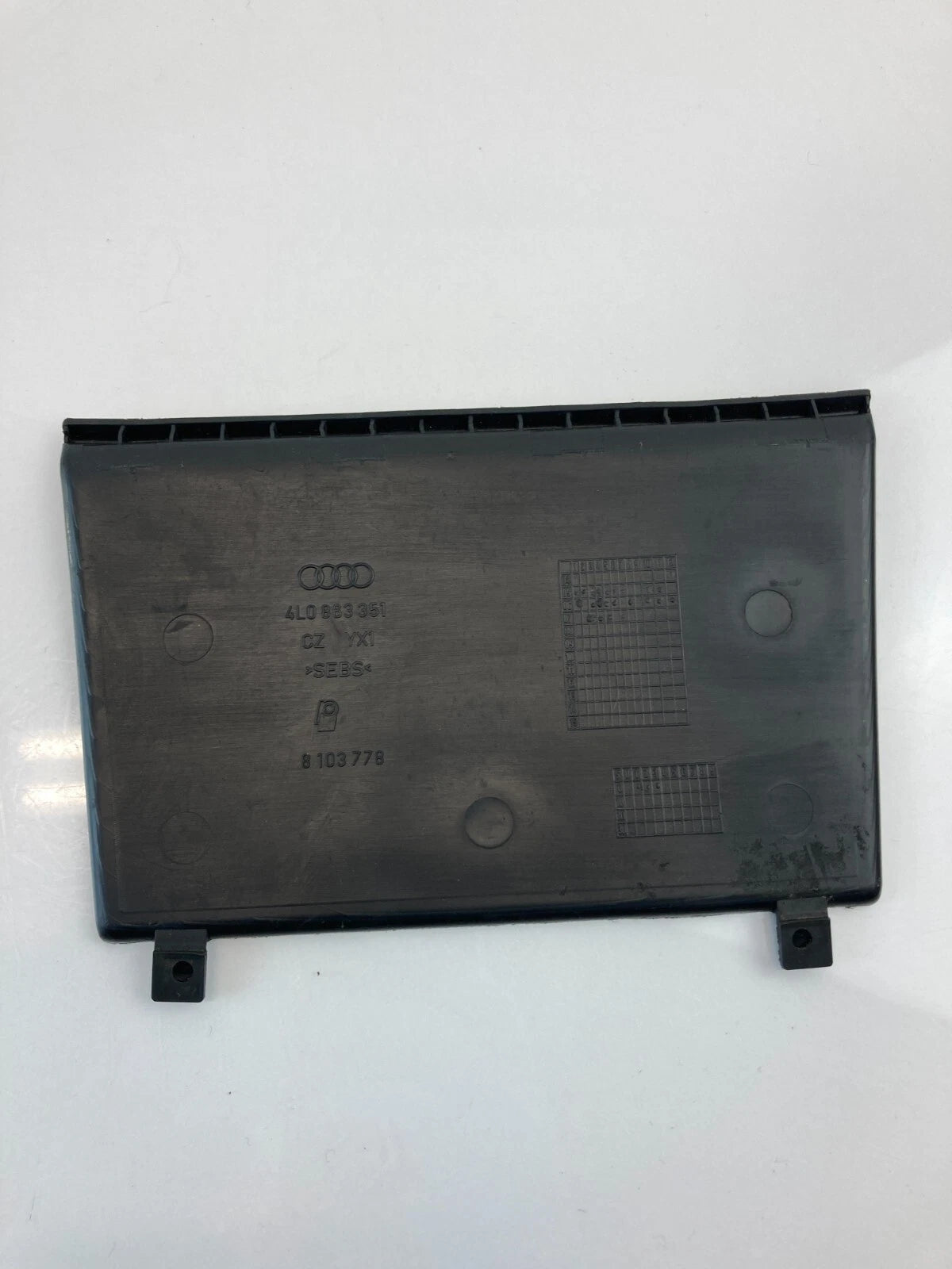 2007-2015 AUDI Q7 CENTER CONSOLE STORAGE BIN TRAY SEAT HEATED RUBBER MAT LINER