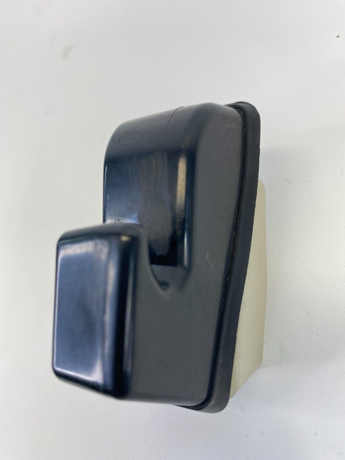 2001-2004 Nissan Pathfinder Rear Wiper Arm Exterior Stopper Assy OEM