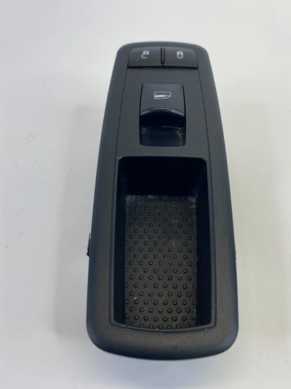 2009-2011 CHRYSLER TOWN & COUNTRY FRONT RIGHT DOOR POWER WINDOW SWITCH 04602544