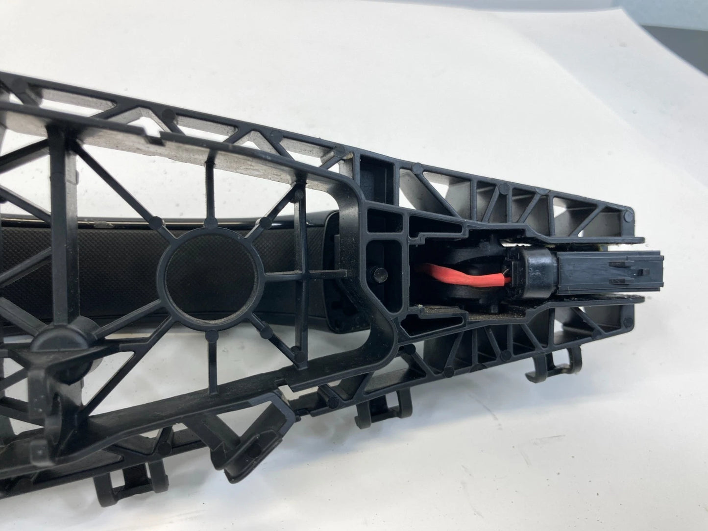 2015-2017 Chrysler 200 Front Left Driver Exterior Door Handle 68158807AA OEM