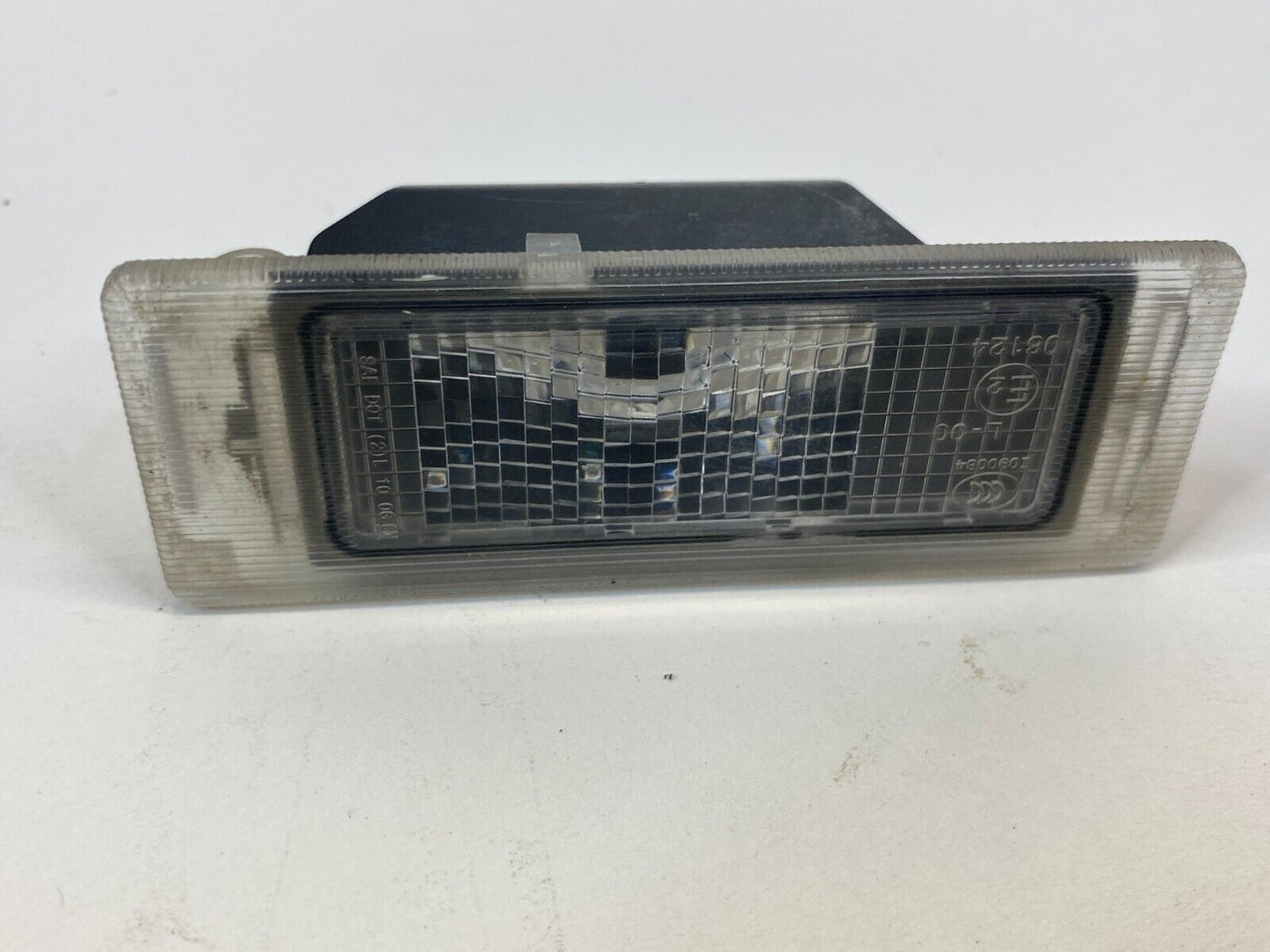 2012-2020 Chevrolet Sonic 10-16 SRX Rear License Plate Light Lamp 1350217 OEM