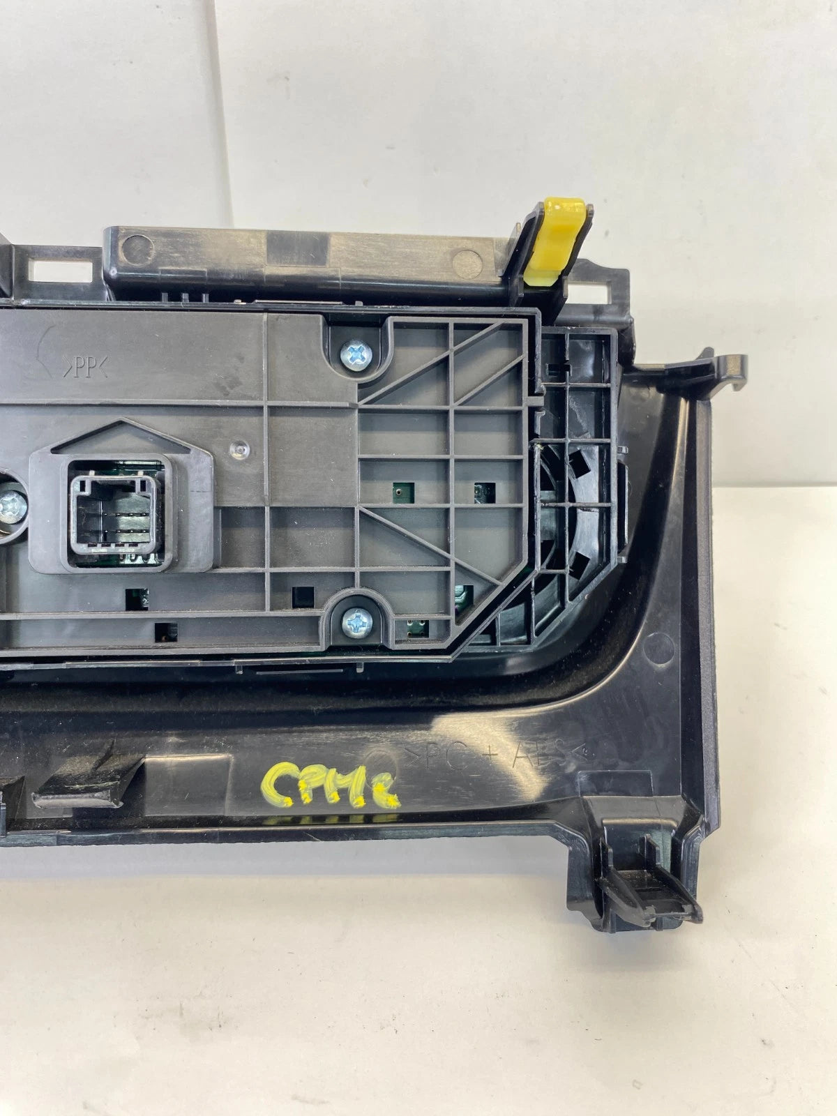 2014-2016 TOYOTA COROLLA A/C HEATER CLIMATE TEMPERATURE CONTROL 75F832 OEM