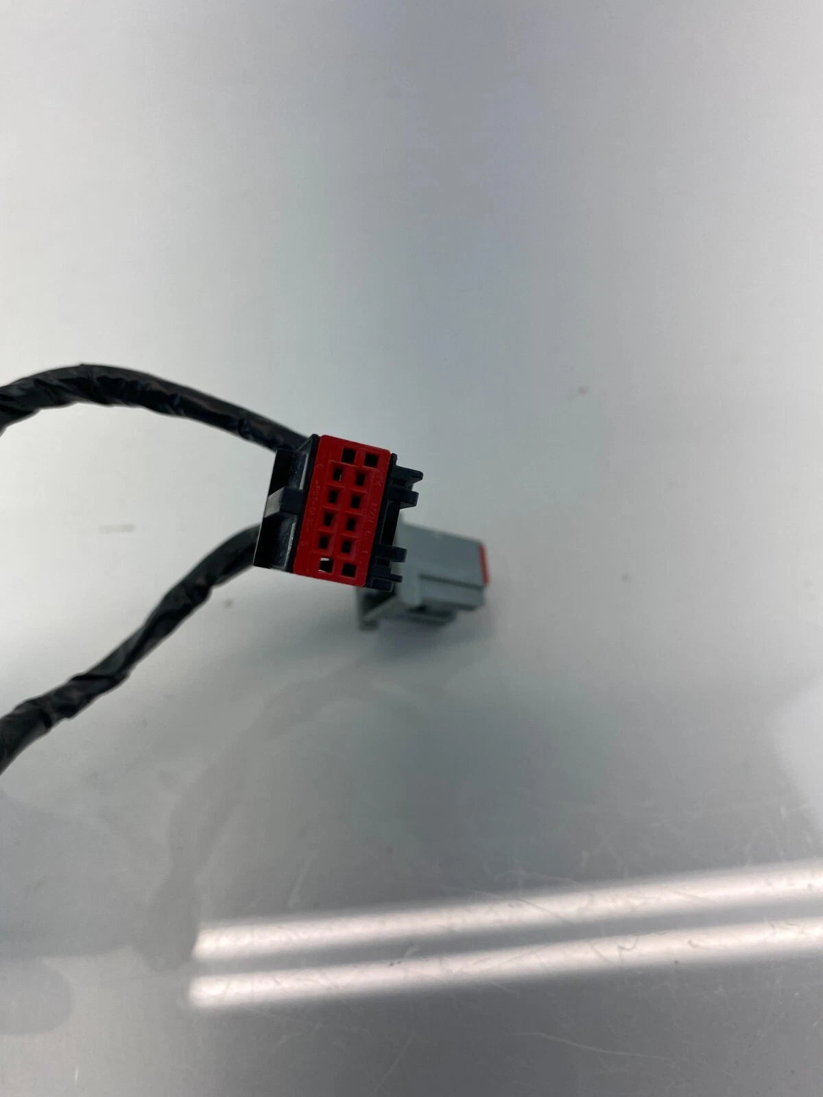 2011 11 FORD FOCUS SEDAN CENTER CONSOLE WIRE WIRING HARNESS CABLE 14D375-I255A