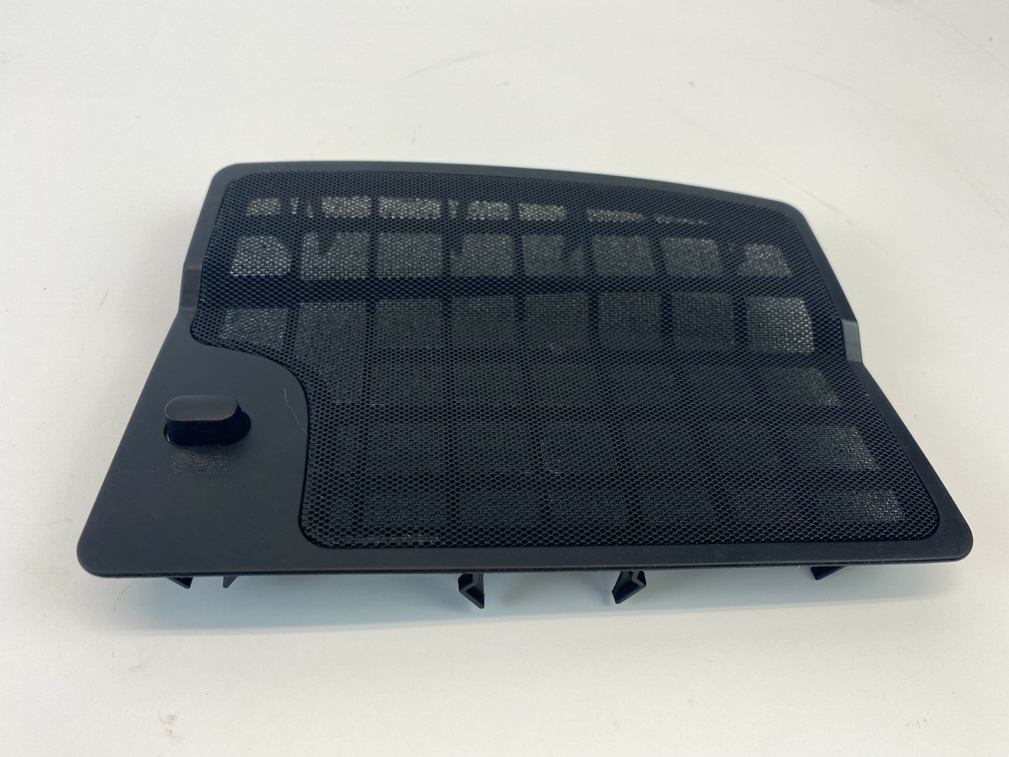 04 05 BMW 545i 04-07 530i 525i Front Dashboard Speaker Cover Trim 51457042798