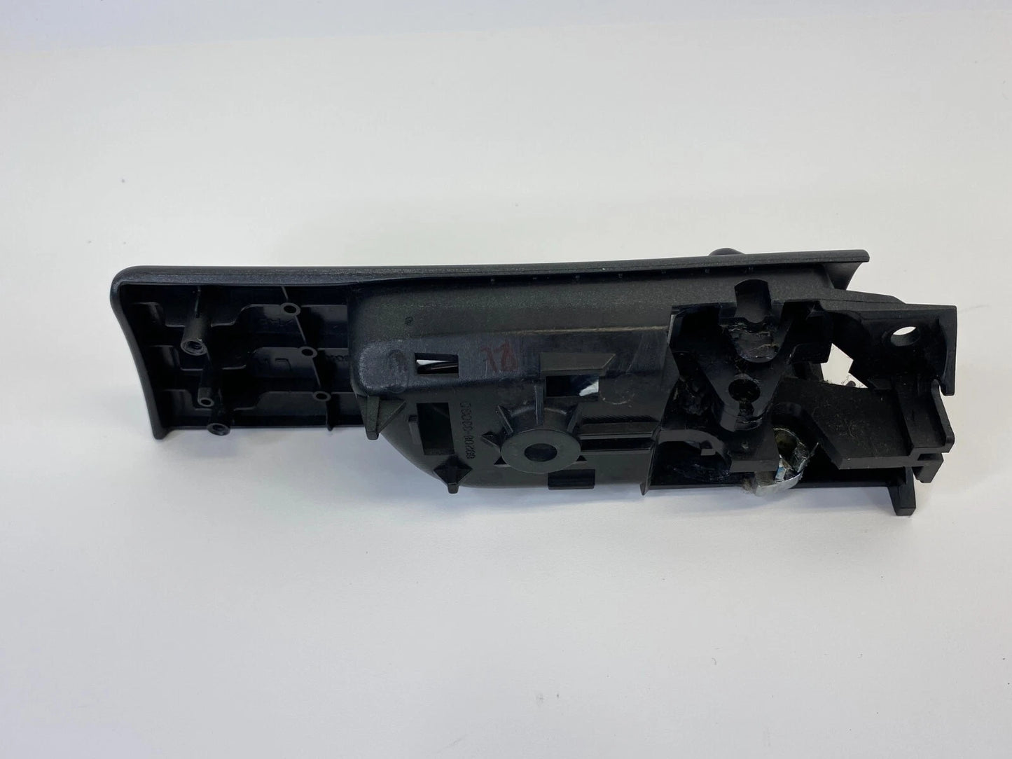 02 03 LEXUS ES300 04 ES330 REAR LEFT SIDE INNER DOOR HANDLE 69298-33040 OEM