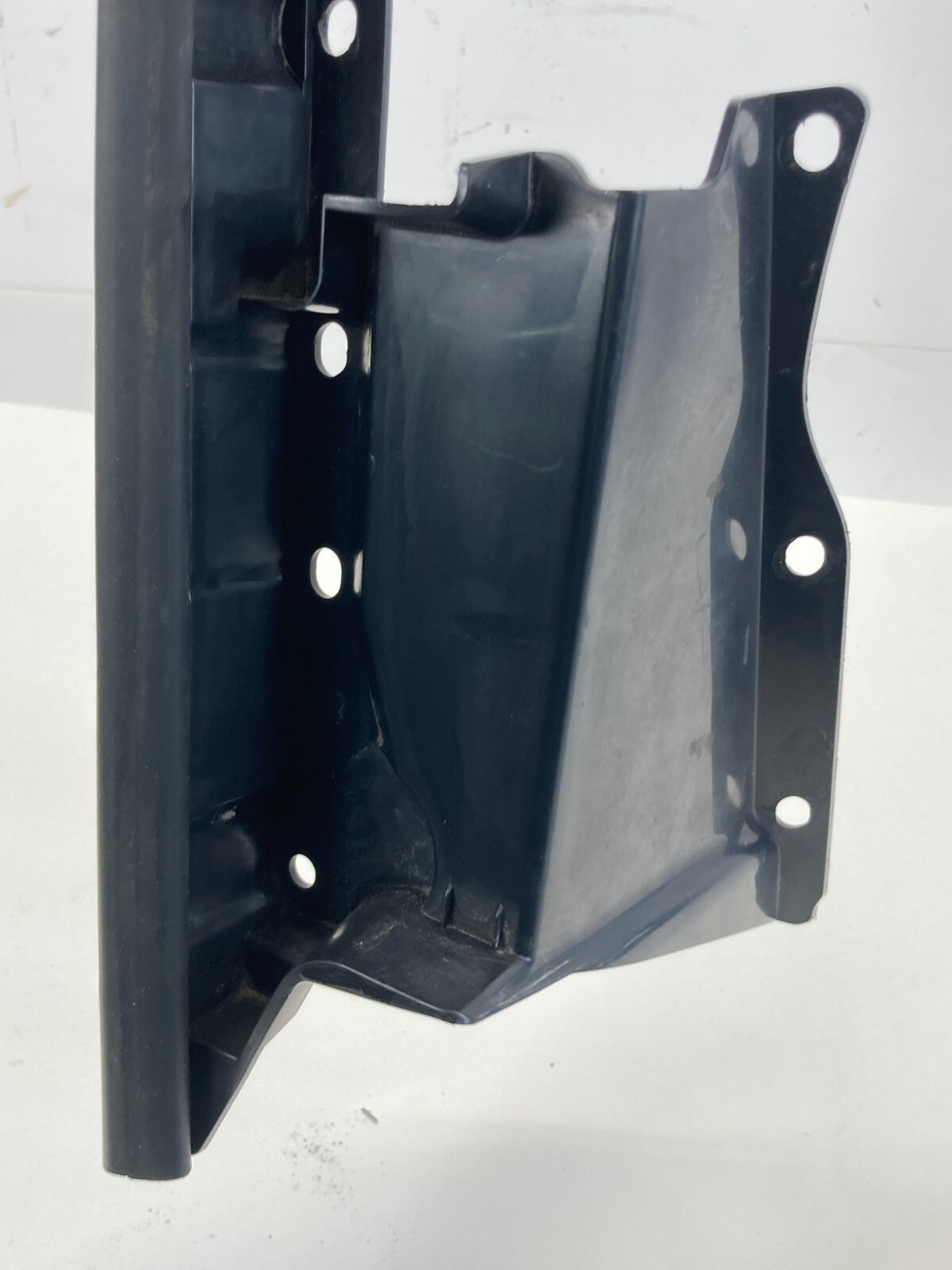 2015-2018 Ford Edge Front Right Passenger Side Fender Filler Trim FT4B-R02078-A