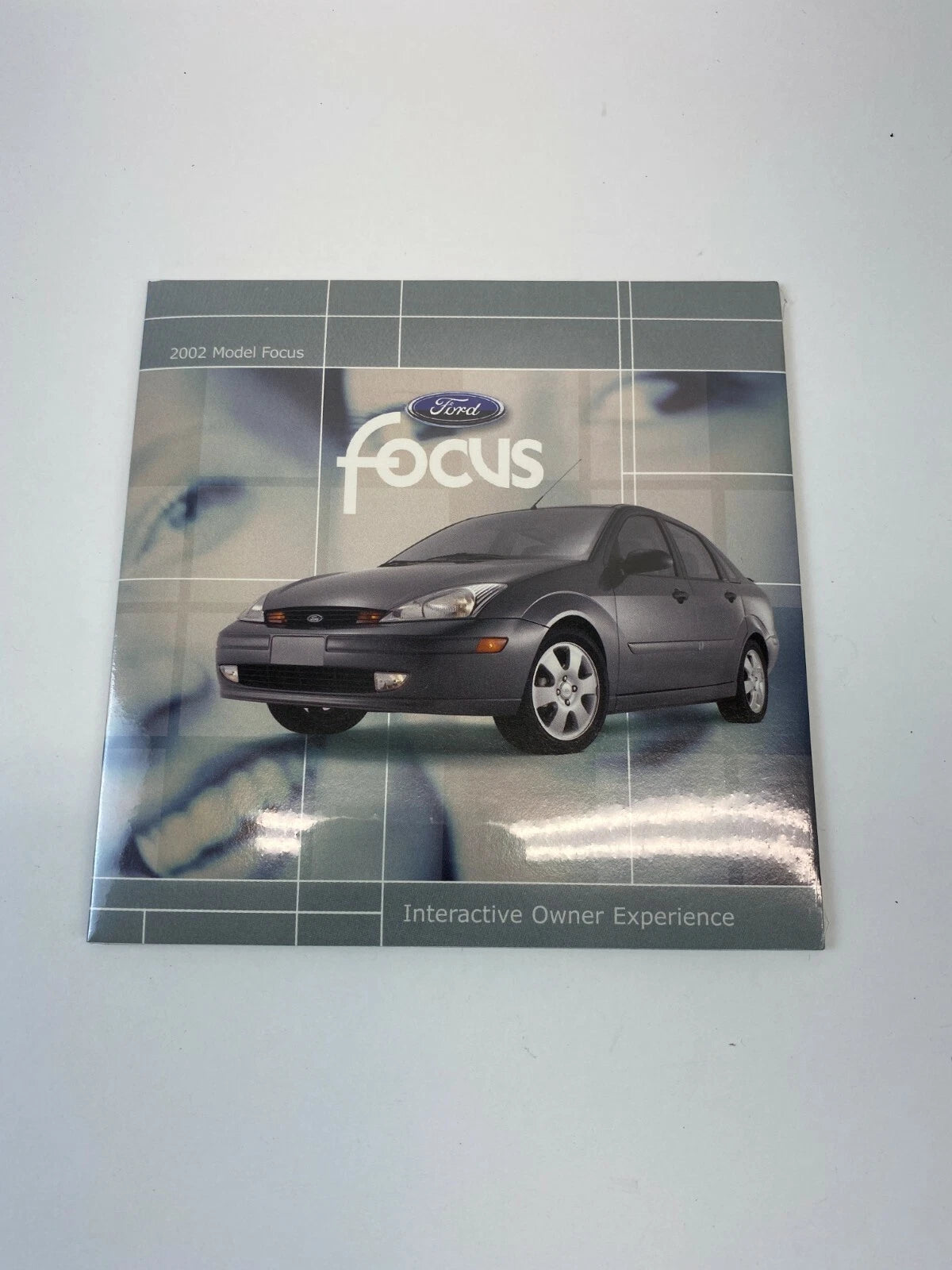 2002 02 FORD FOCUS OWNERS MANUAL QUICK REFERENCE GUIDE BOOK SET W/ CASE OEM