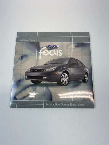 2002 02 FORD FOCUS OWNERS MANUAL QUICK REFERENCE GUIDE BOOK SET W/ CASE OEM
