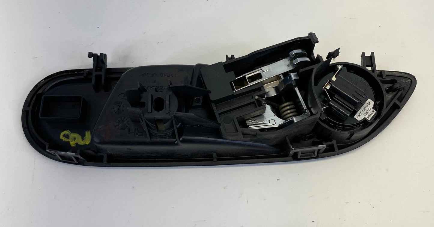 2014-2019 FORD FIESTA FRONT RIGHT PASSENGER INTERIOR DOOR HANDLE AE83-22600-A