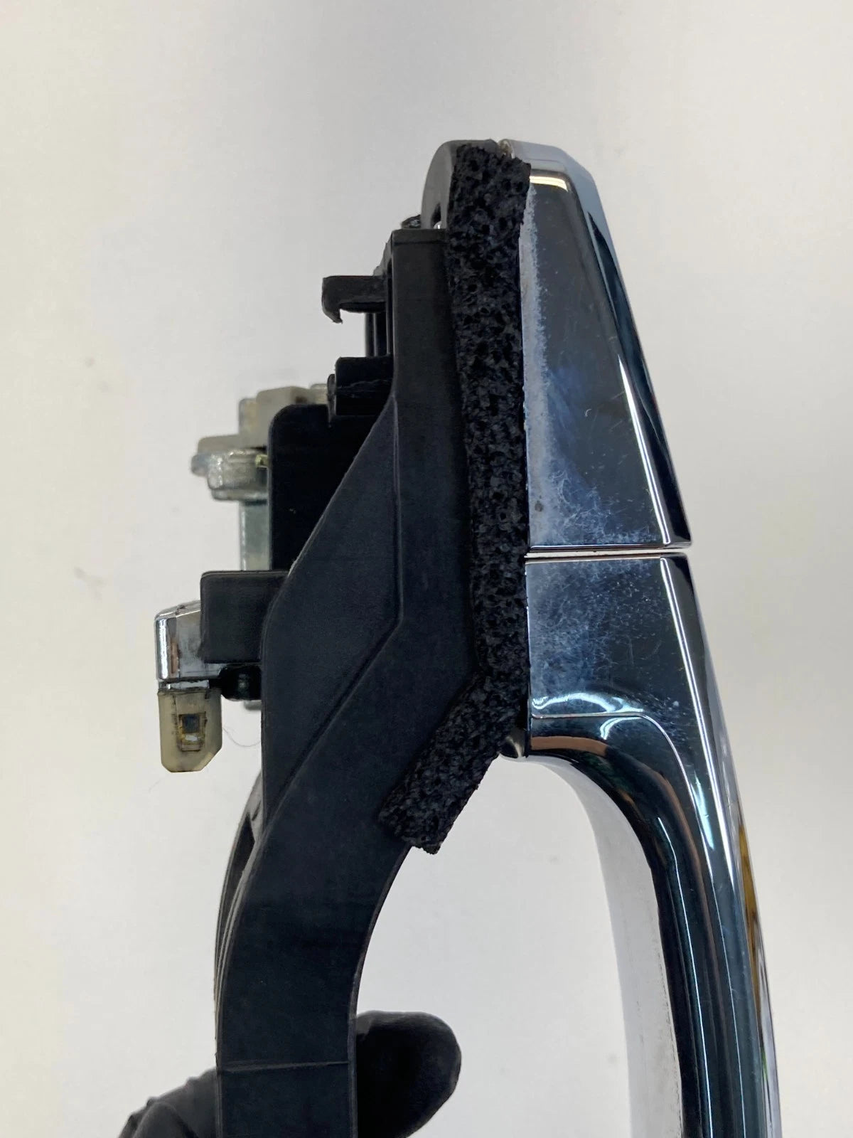 2012-2015 CHEVROLET CAPTIVA SPORT REAR RIGHT SIDE EXTERIOR DOOR HANDLE ASSY OEM