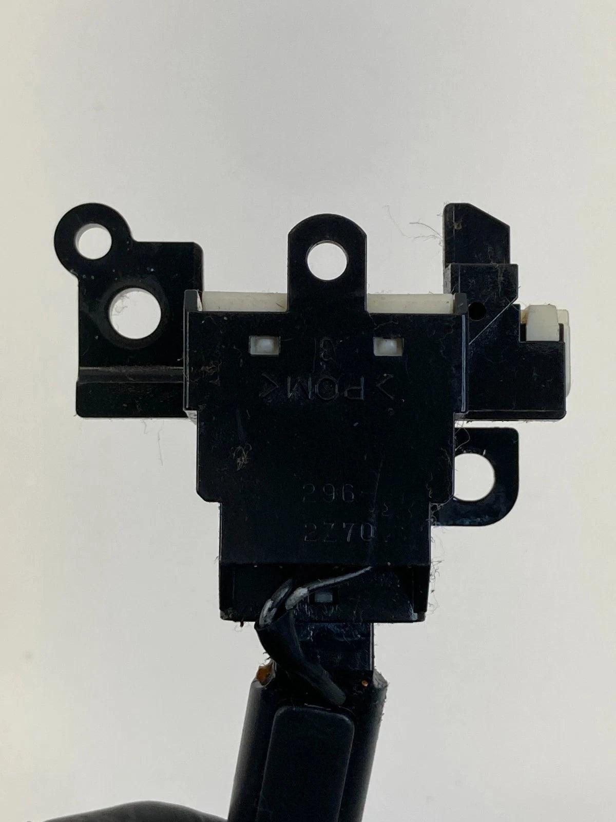 2004-2013 TOYOTA HIGHLANDER SET/RESUME SPEED CRUISE CONTROL SWITCH 18A174 OEM