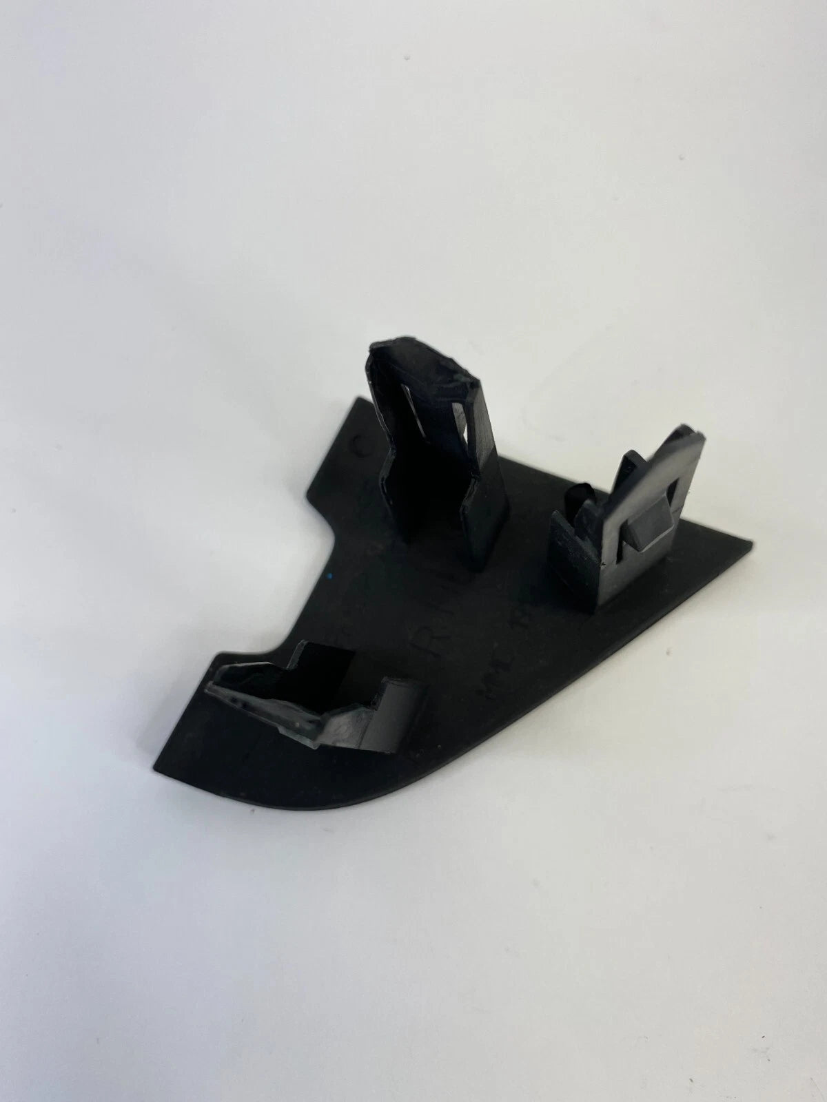 2012-2016 CHEVROLET SONIC RIGHT DASH PANEL COMPARTMENT BOX COVER TRIM 96954548