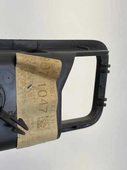 2007-2010 FORD EDGE FRONT LEFT SIDE INNER DOOR HANDLE TRIM COVER 9T43-7822621