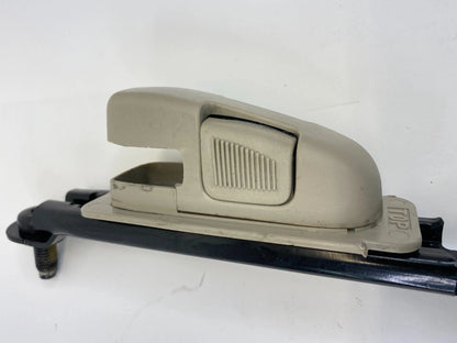 2006 2007 06 07 SATURN VUE FRONT LEFT DRIVER SIDE SEAT BELT HEIGHT ADJUSTER OEM