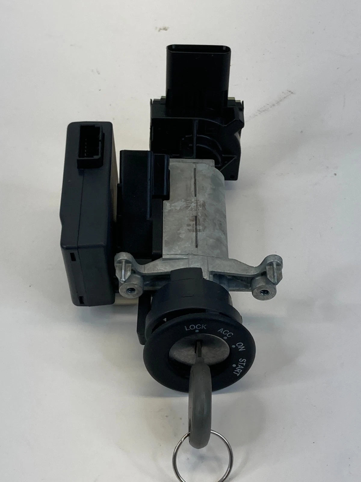 2011 2012 2013 2014 CHRYSLER 200 IGNITION SWITCH LOCK CYLINDER W/ KEY 04685719AH