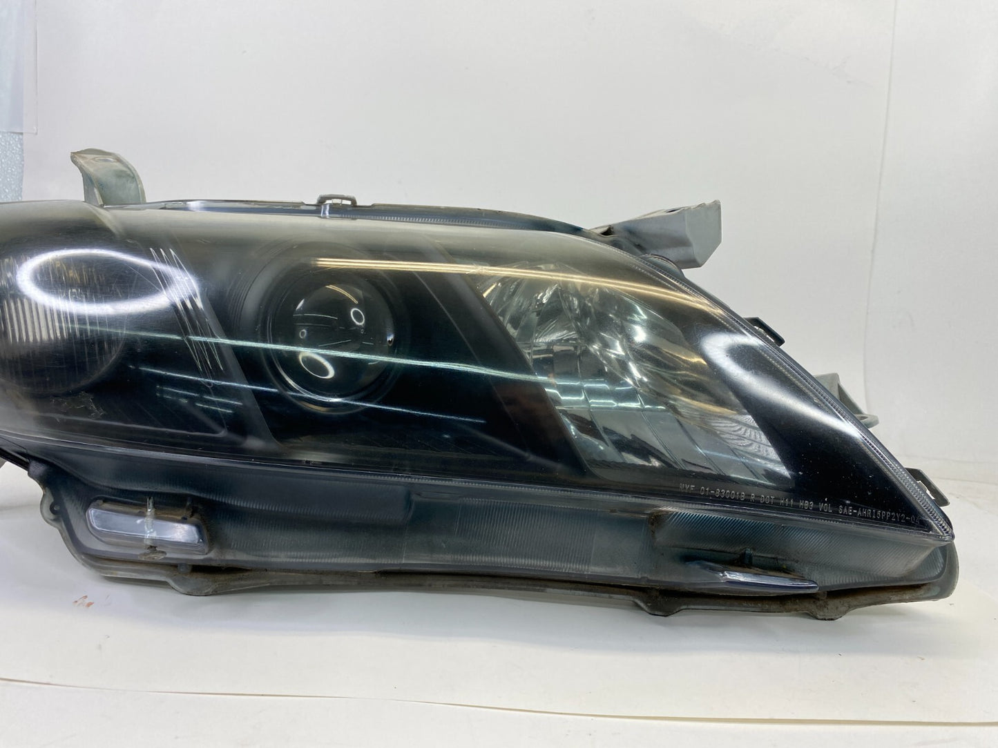 2007-2009 Toyota Camry Sedan Front Right Passenger Headlight Headlamp OEM