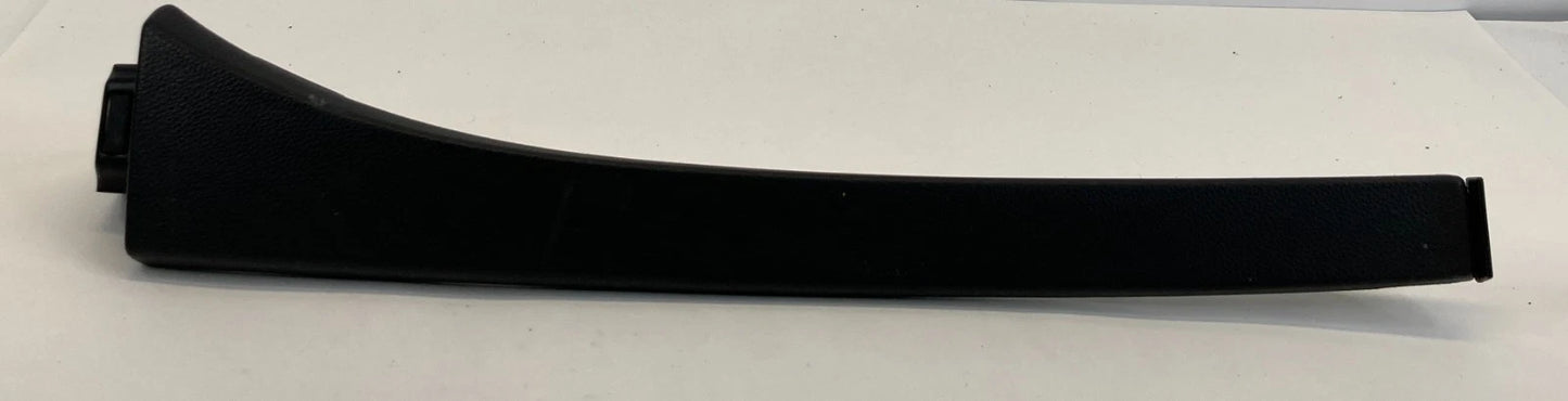 2006 2007 BMW 530XI CENTER CONSOLE ARMREST UPPER STRIP MOLDING TRIM 7034092