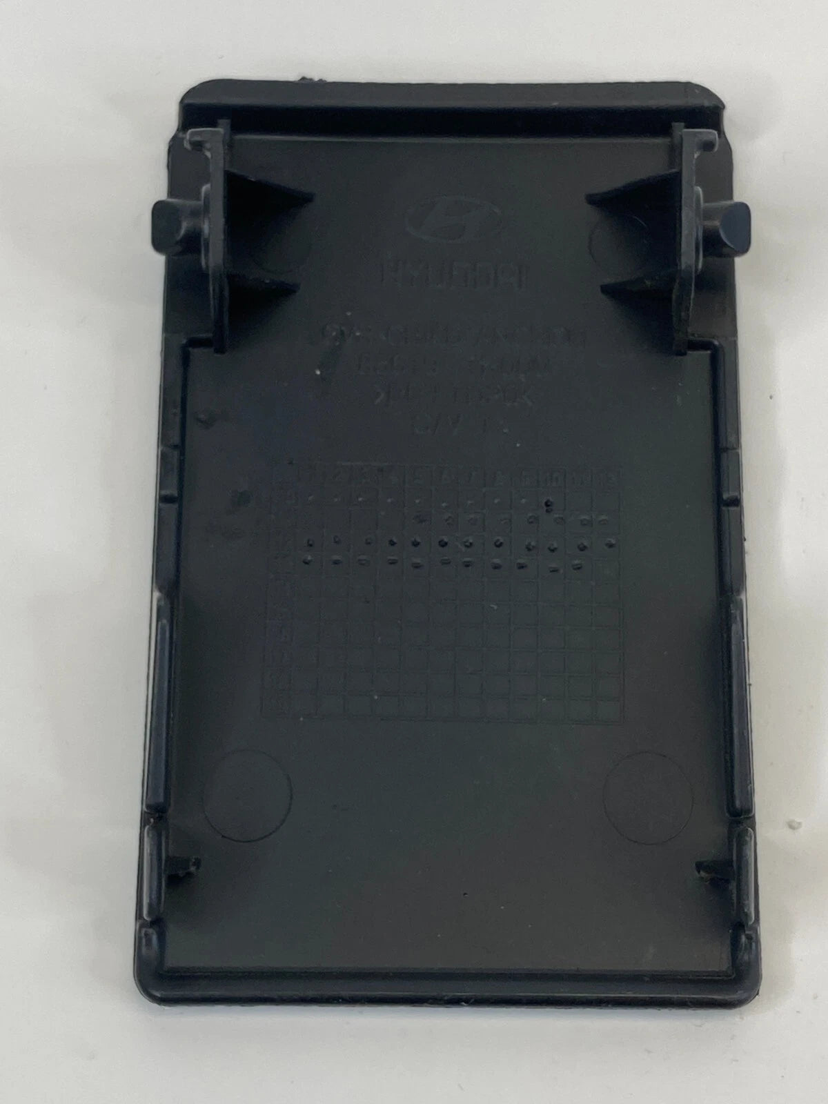 2012-2017 HYUNDAI ACCENT REAR SEAT CHILD RESTRAINT ANCHOR COVER TRIM OEM