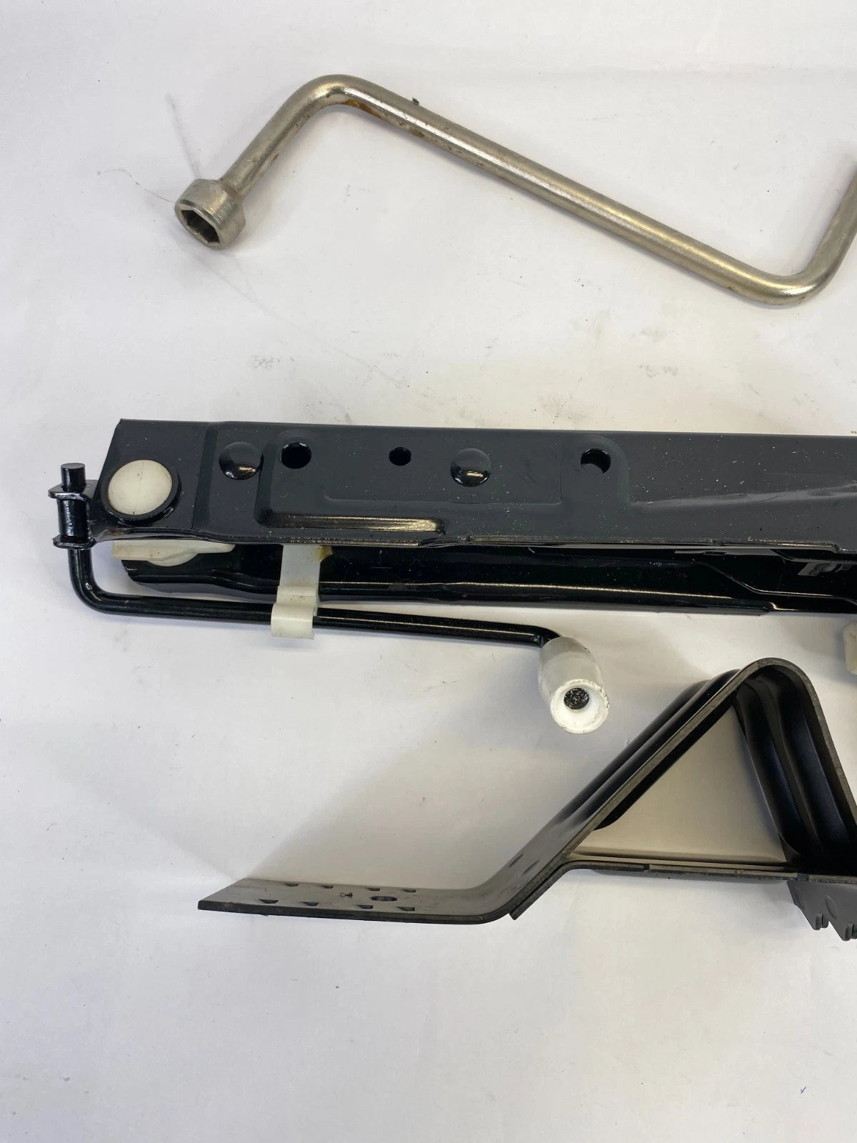 2008 BMW 535XI SEDAN TRUNK SPARE TIRE JACK TOOL KIT FOAM HOLDER OEM