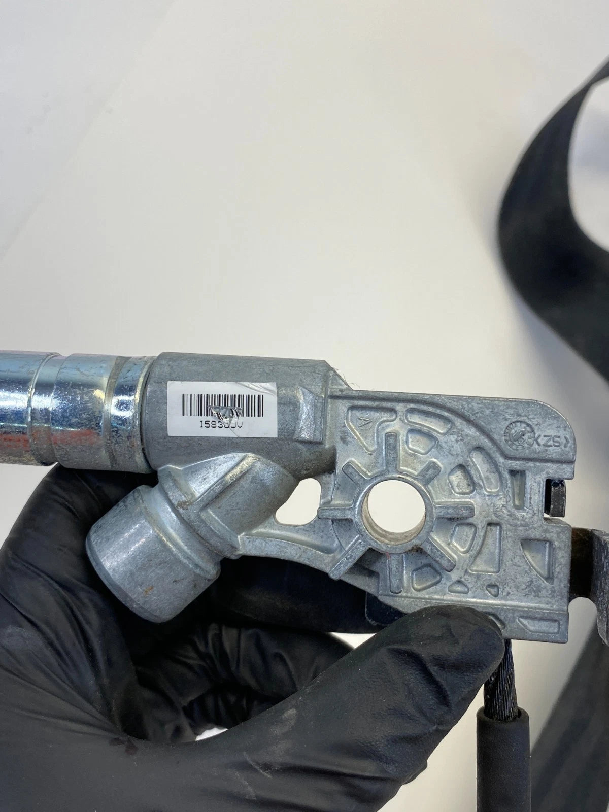 2013-2018 FORD FOCUS FRONT SEAT BELT RETRACTOR DRIVER LEFT UNIT OEM 62 ...