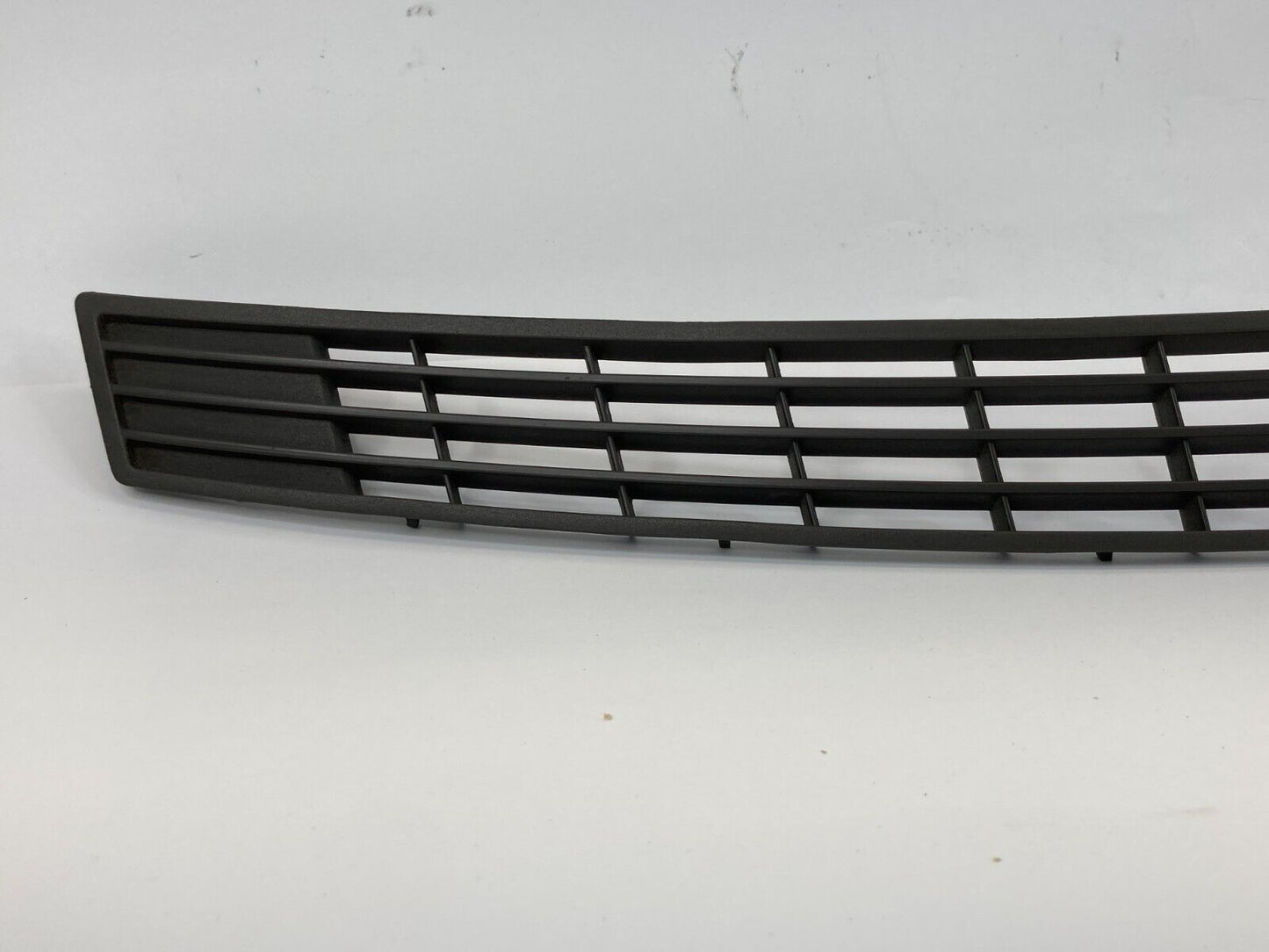 2006-2010 Jeep Commander Front Dash Defrost Panel Grille Air Vent 5JT08TRMAC OEM